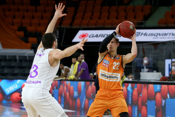 赛表现出色 赛表现出色